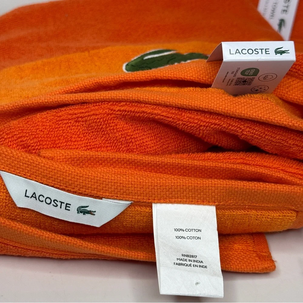 Lacoste orange bath